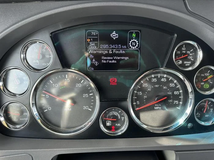 2021 Kenworth T680 - image 14