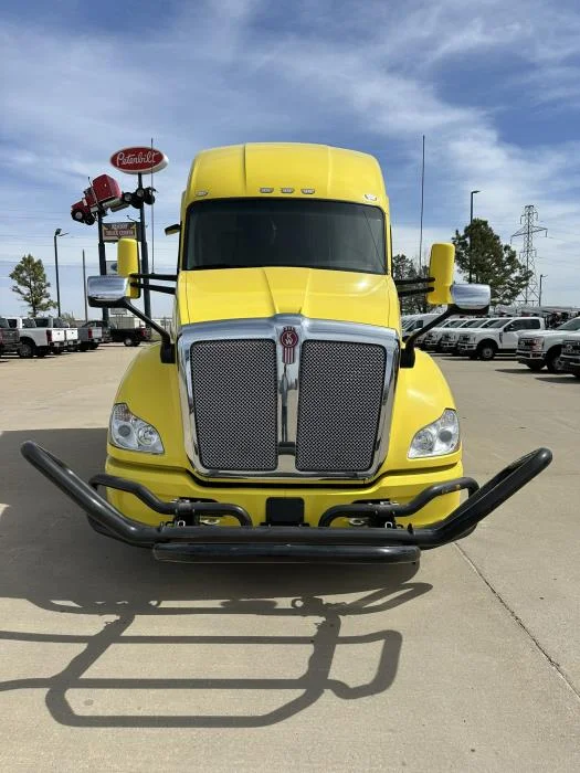 2021 Kenworth T680 - image 16