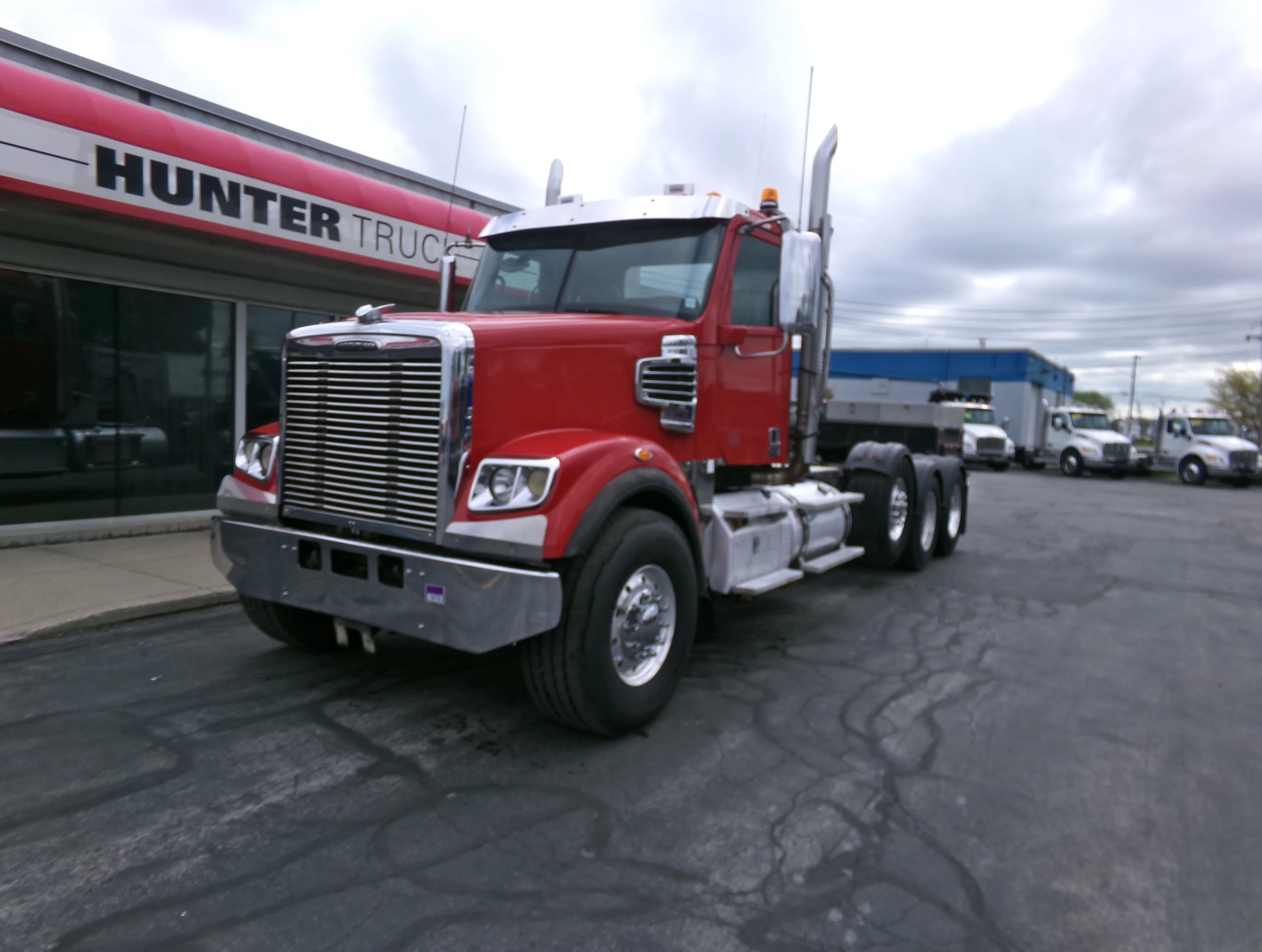 2019 Freightliner 122SD
