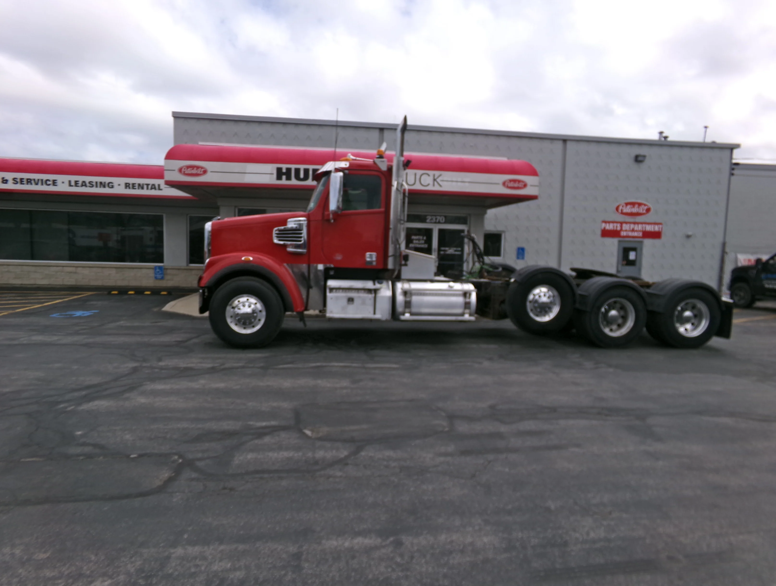 2019 Freightliner 122SD in Buffalo, NY — photo 4