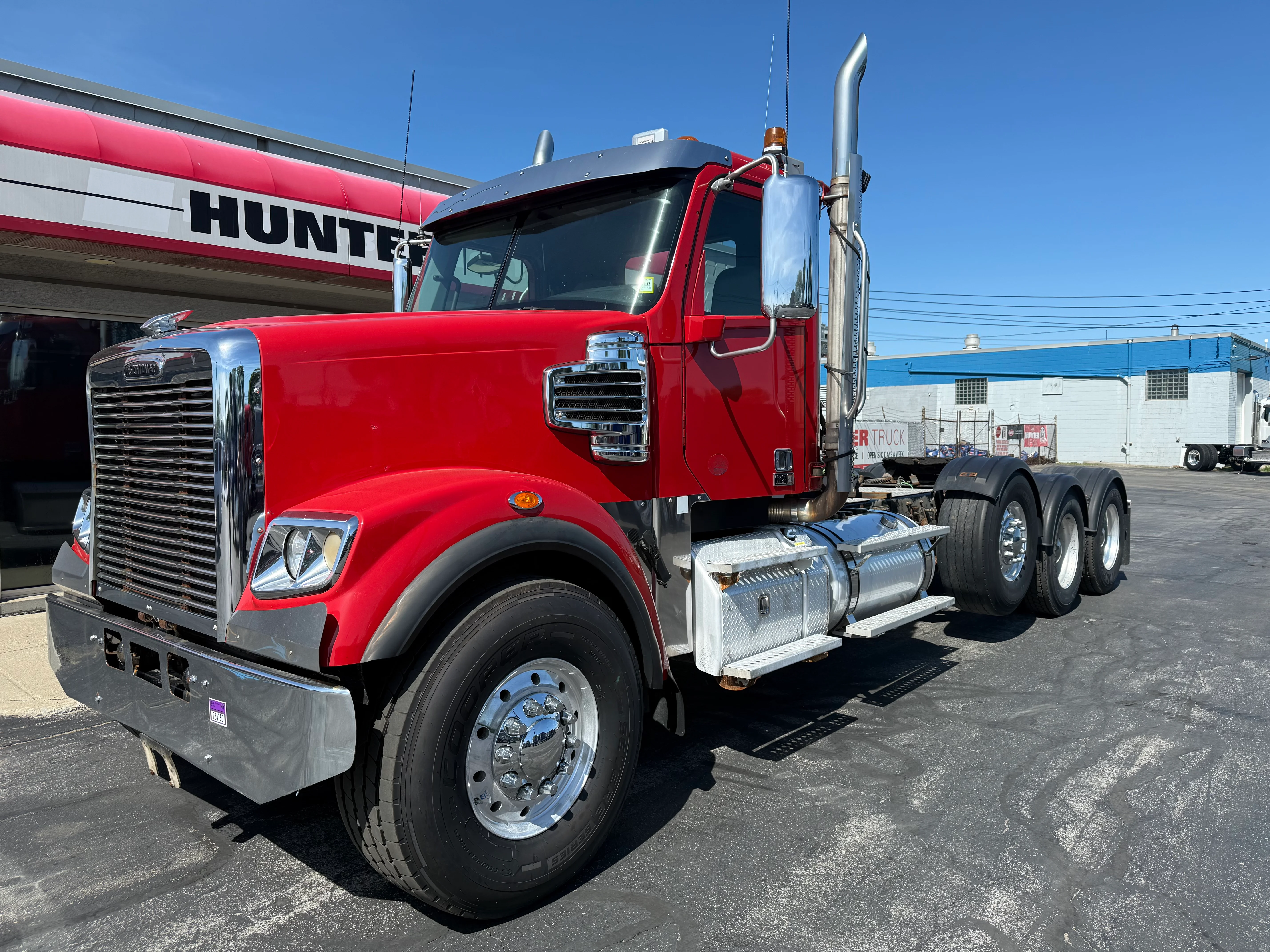 2019 Freightliner 122SD in Buffalo, NY — photo 9