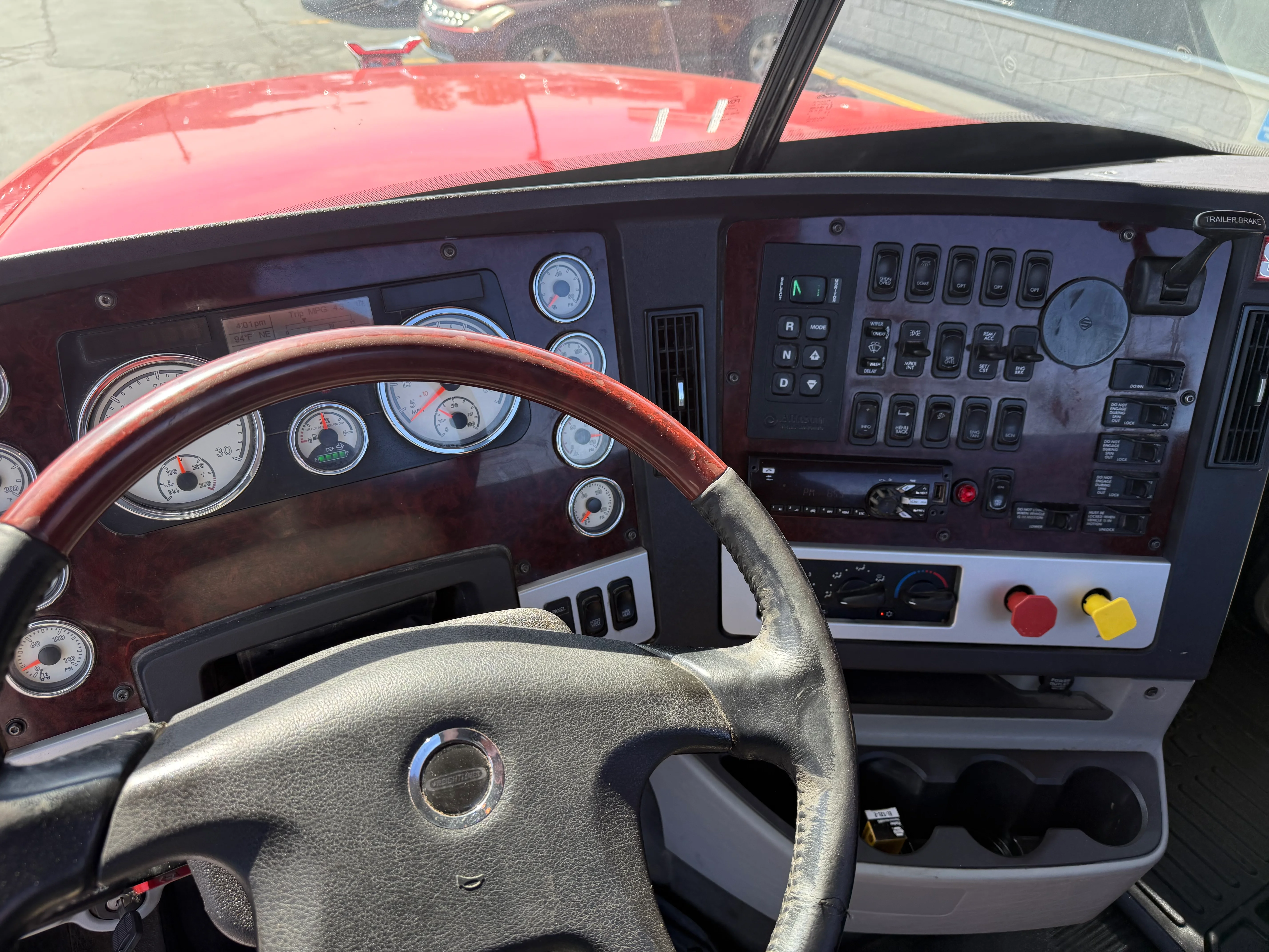 2019 Freightliner 122SD in Buffalo, NY — photo 19