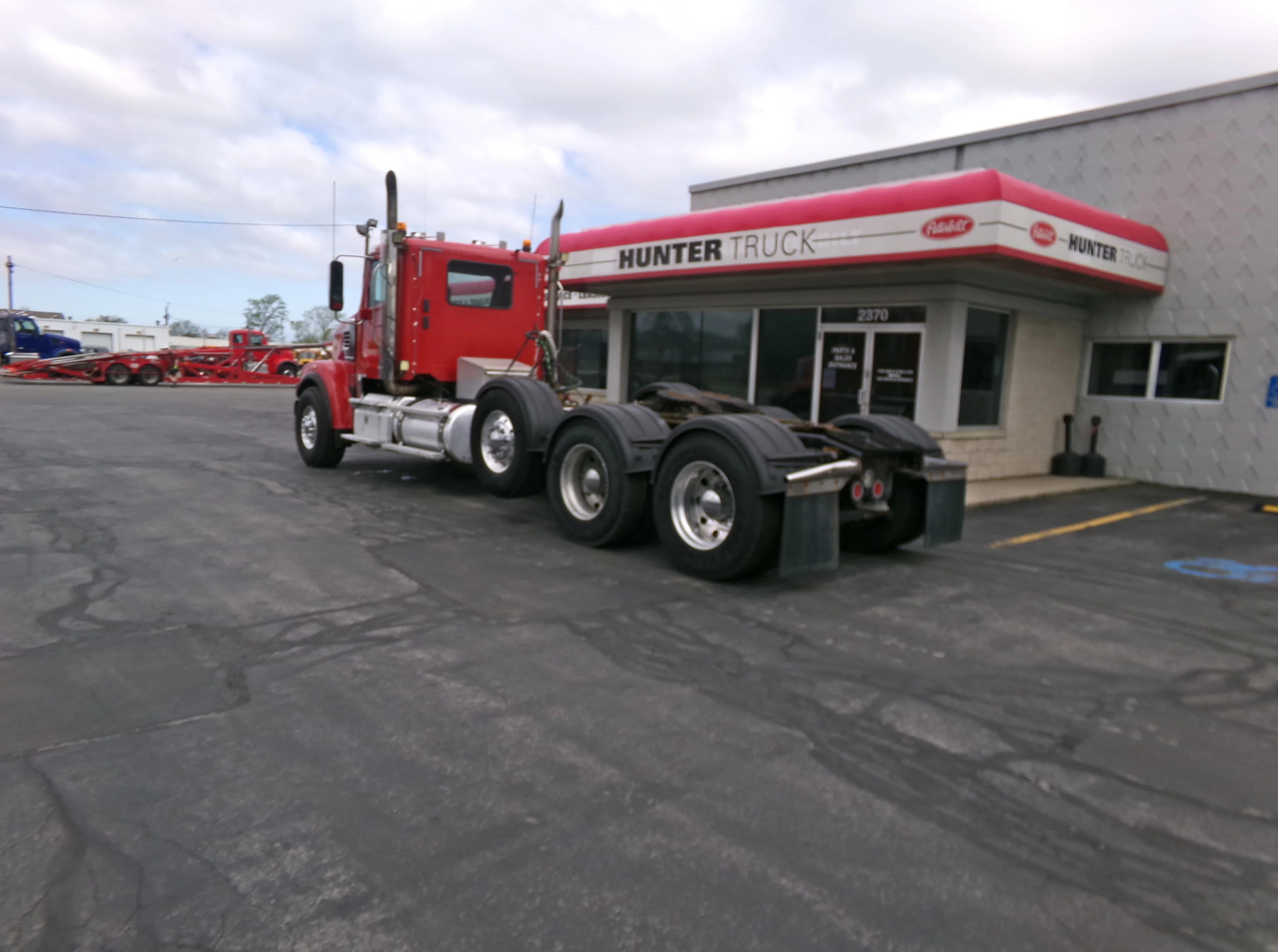2019 Freightliner 122SD in Buffalo, NY — photo 5