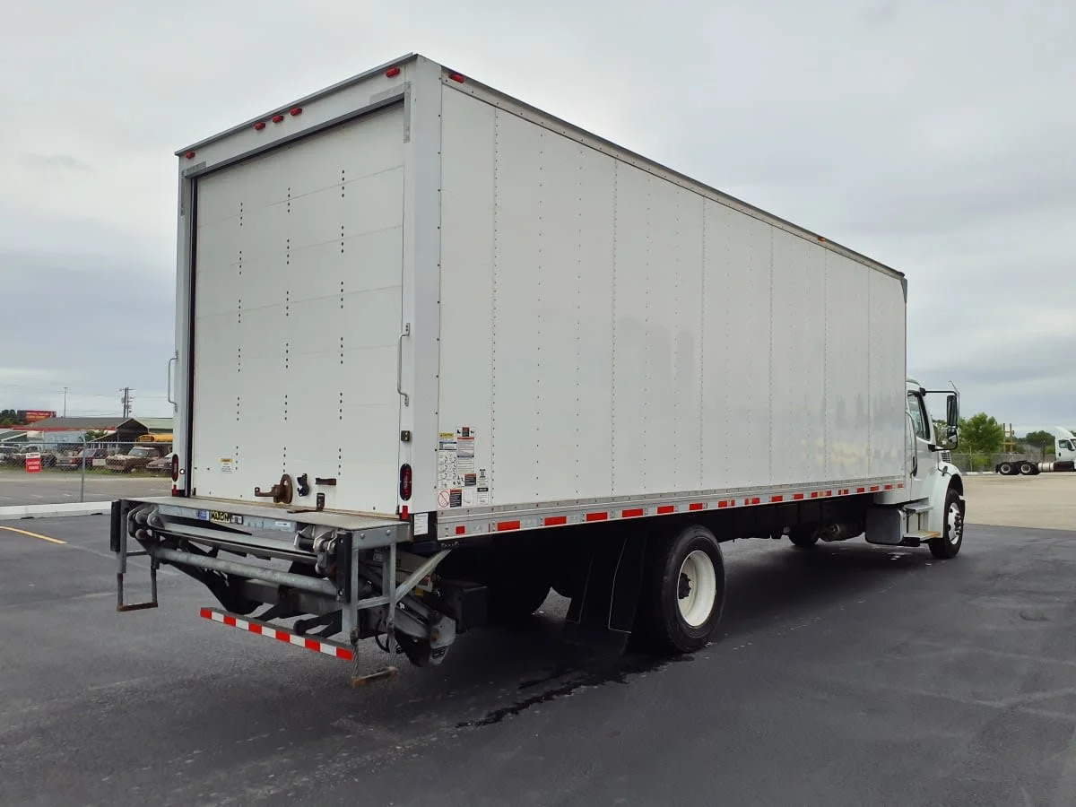 2023 Freightliner M2 106 in Clarksville, IN — photo 4