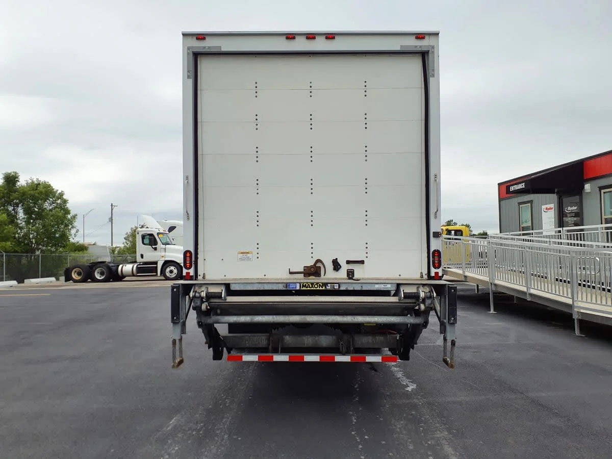 2023 Freightliner M2 106 in Clarksville, IN — photo 5
