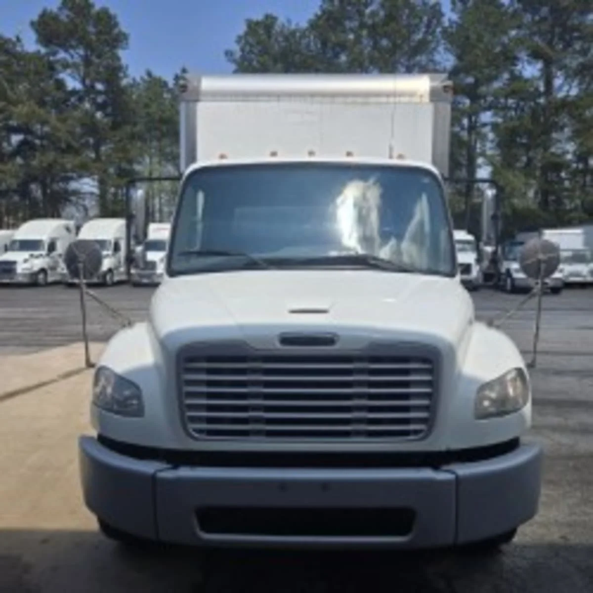 2020 Freightliner M2 106 - image 2