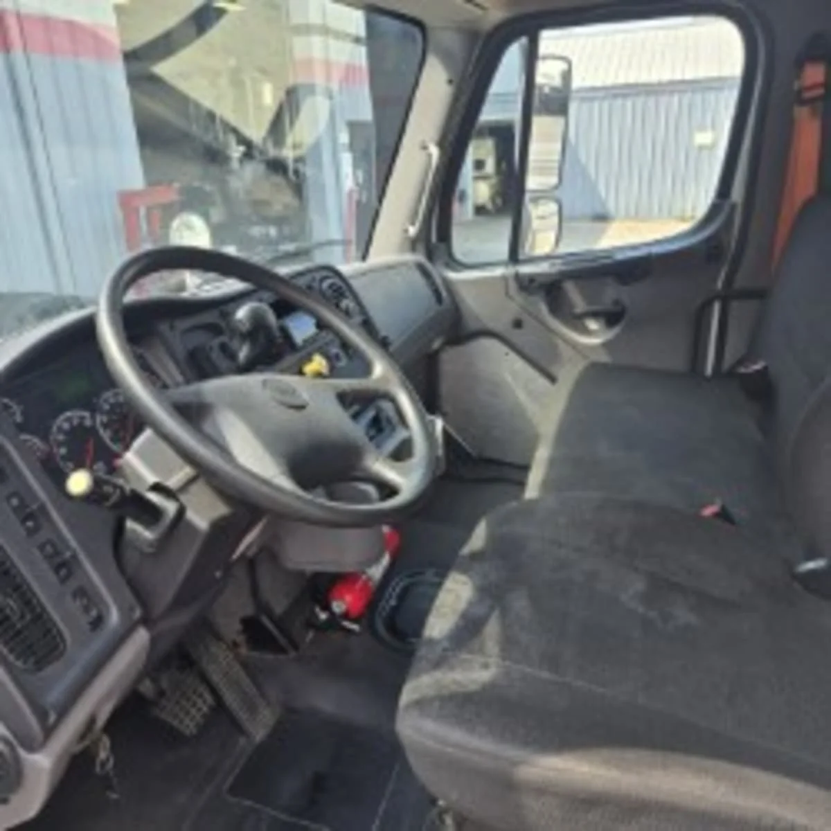 2020 Freightliner M2 106 in Doraville, GA — photo 7