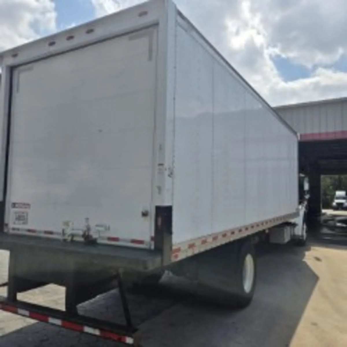 2020 Freightliner M2 106 in Doraville, GA — photo 4