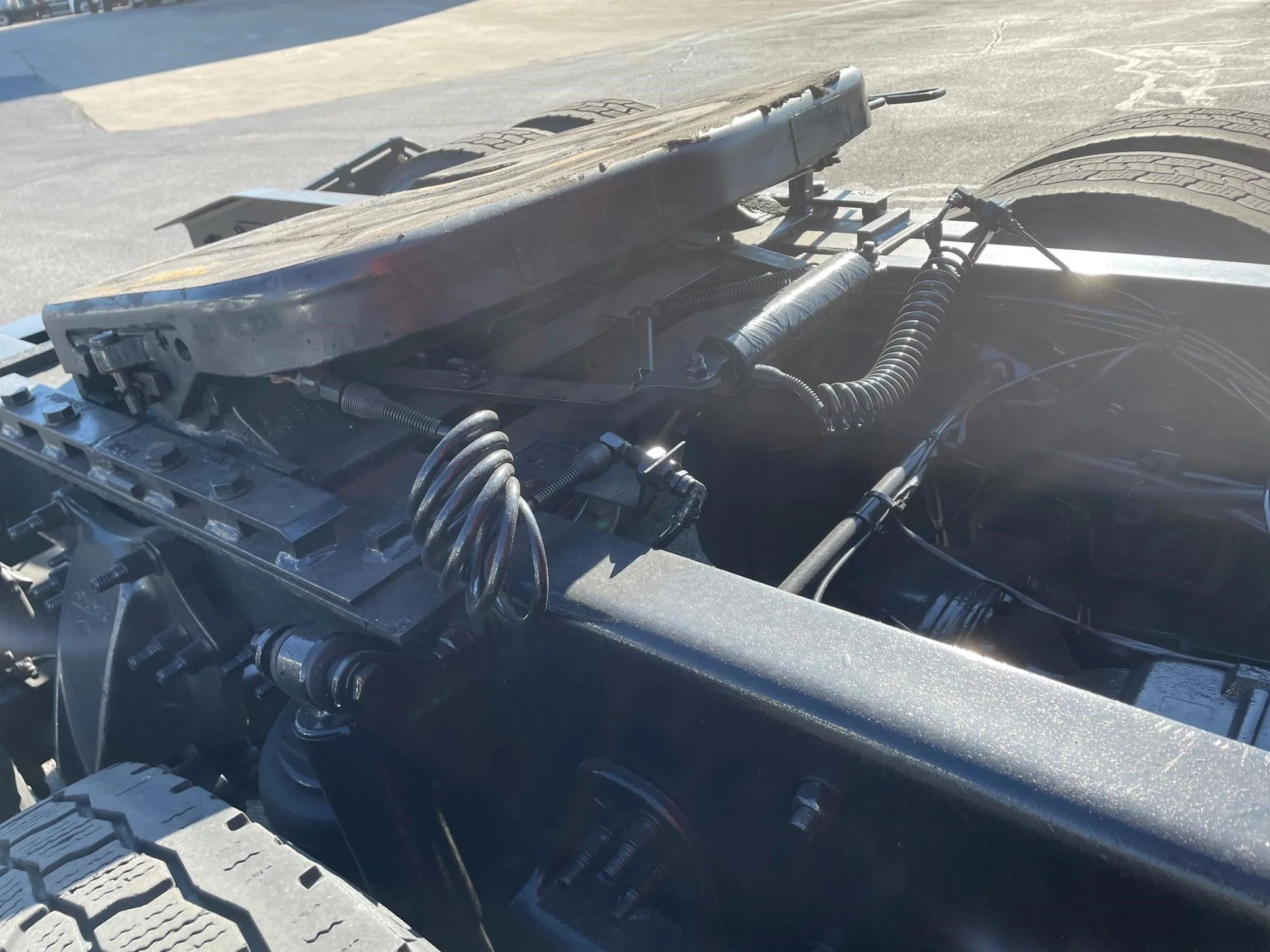 2022 Freightliner Cascadia in Louisville, KY — photo 4