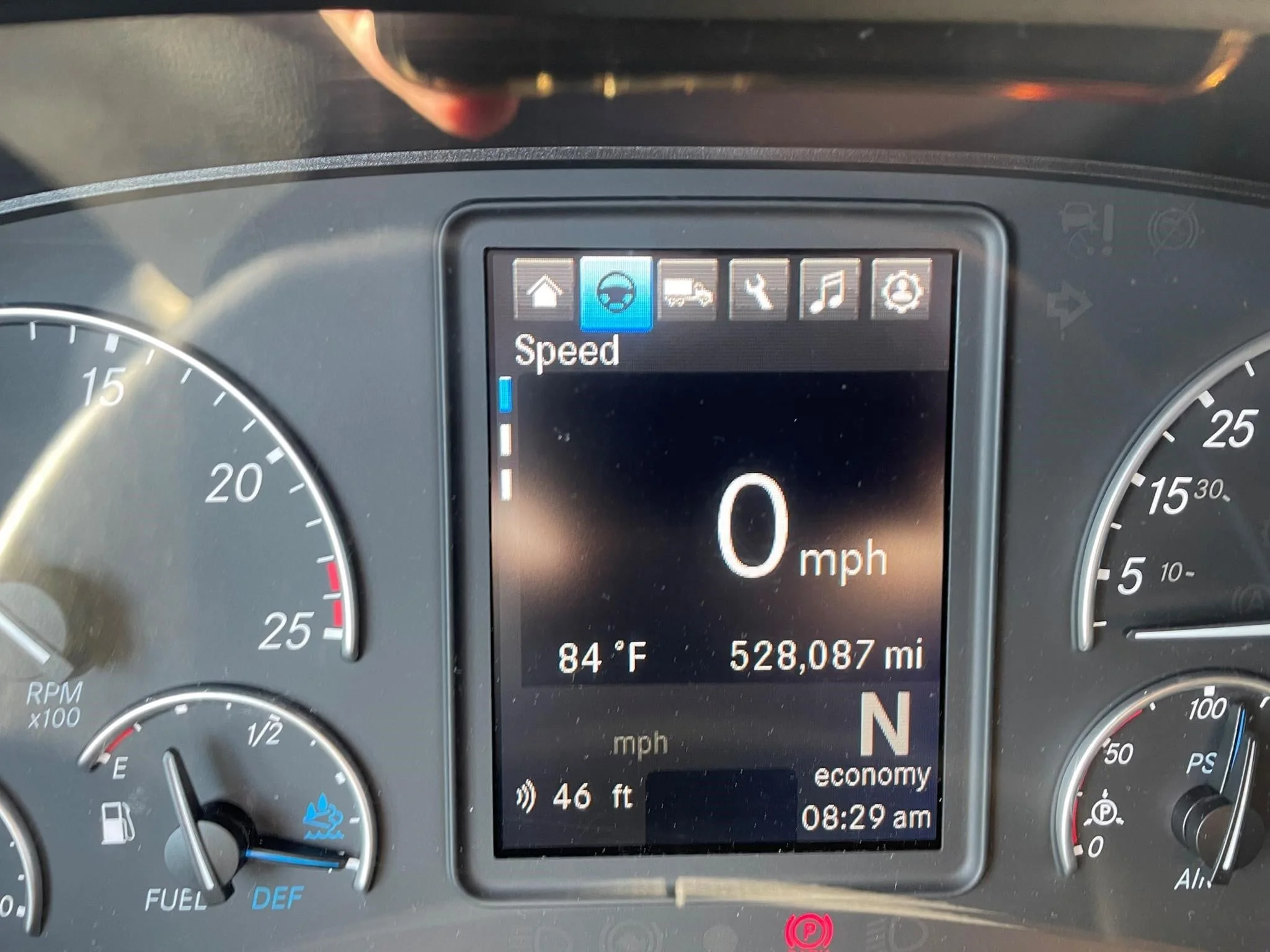 2022 Freightliner Cascadia in Louisville, KY — photo 8
