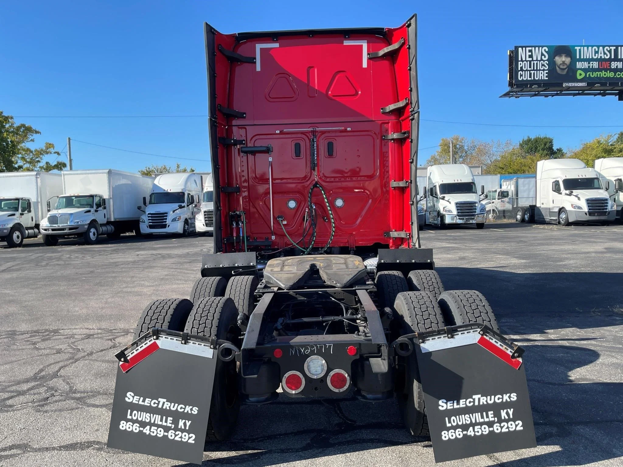 2022 Freightliner Cascadia in Louisville, KY — photo 3