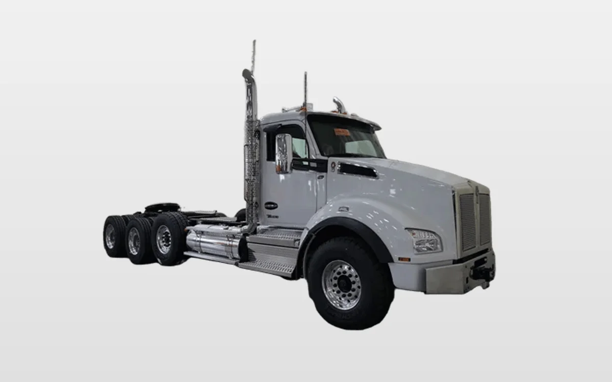 2027 Kenworth T880 - image 1