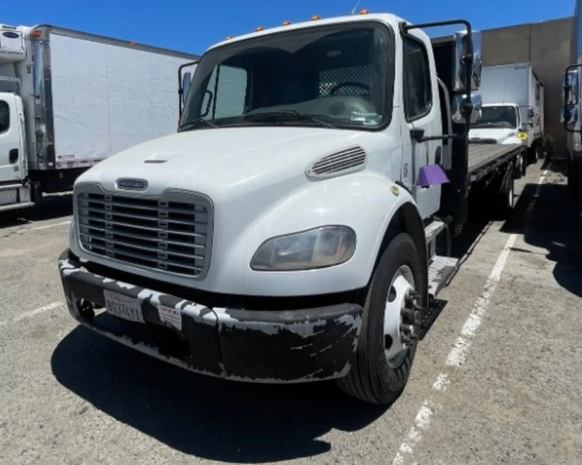 2016 Freightliner M2 106 in Hayward, CA