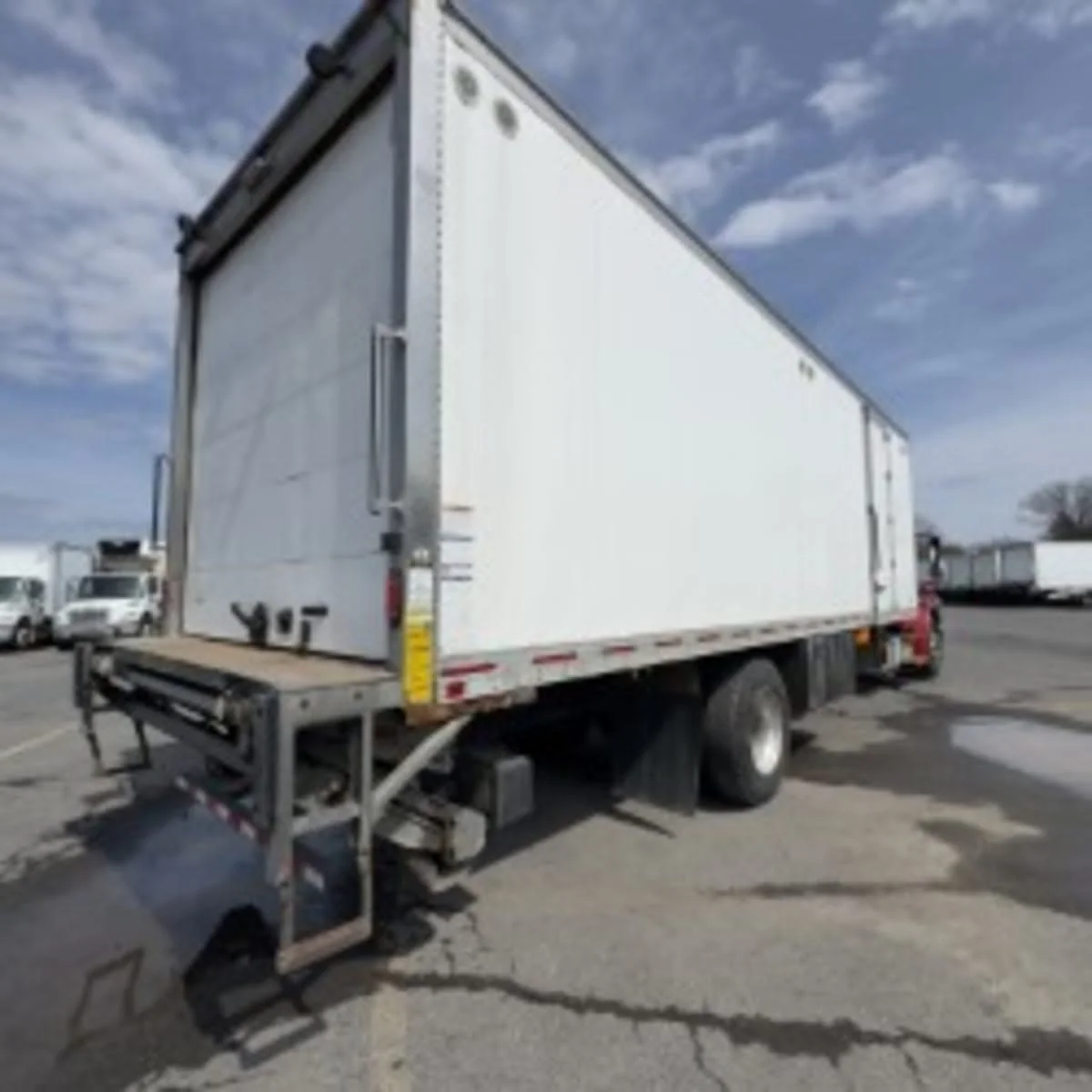 2022 Freightliner M2 106 - image 4