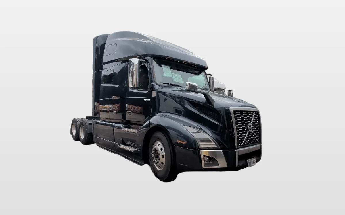 2020 Volvo VNL 760 - image 1