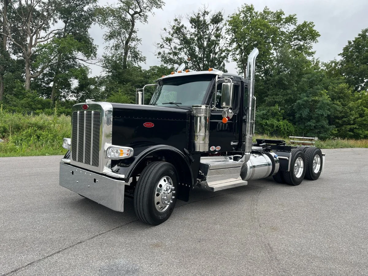 2027 Peterbilt 589 in Hagerstown, MD — photo 4