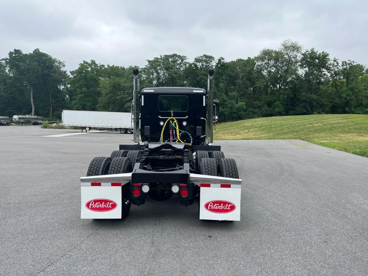 2027 Peterbilt 589 in Hagerstown, MD — photo 10