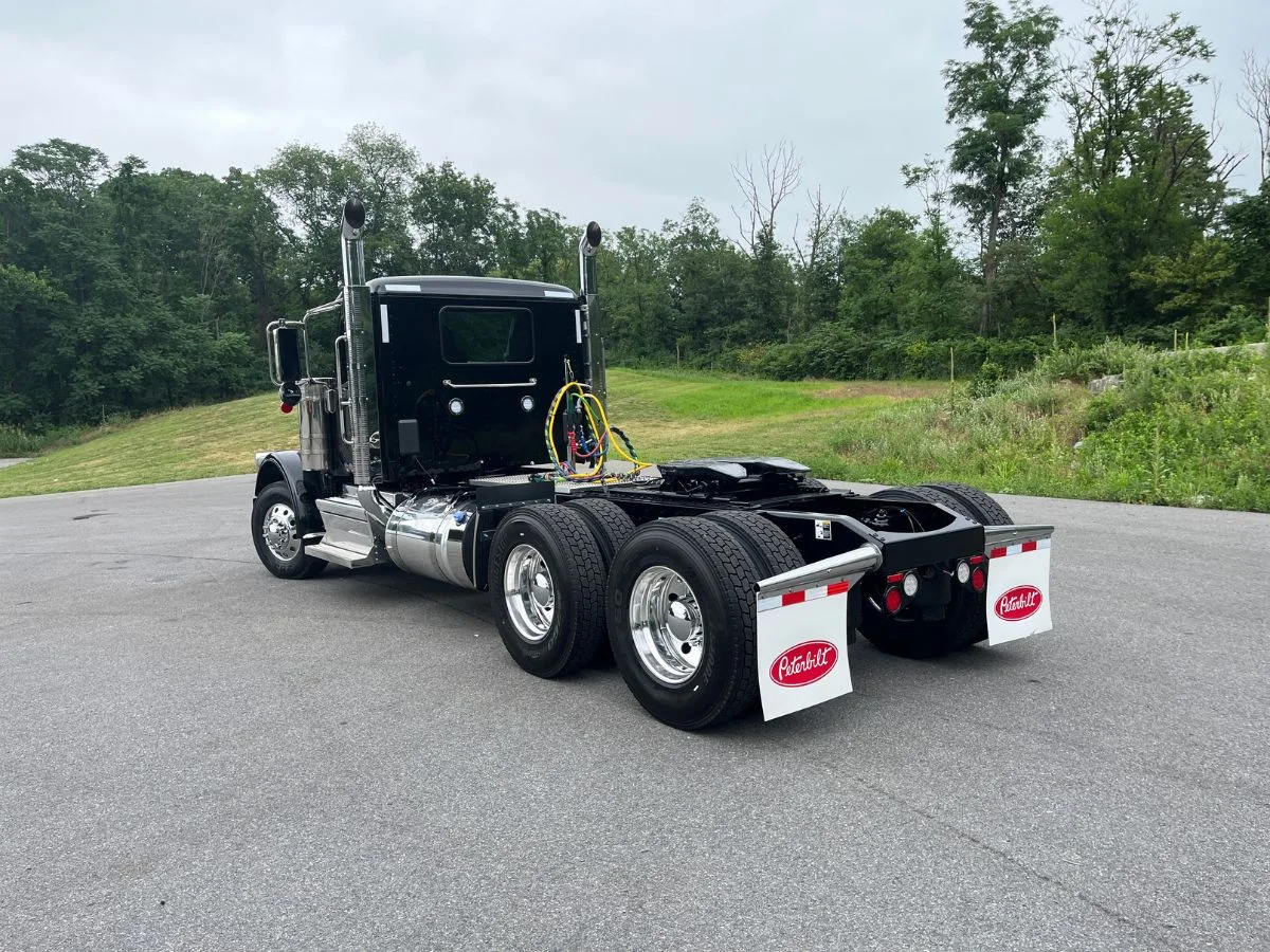 2027 Peterbilt 589 in Hagerstown, MD — photo 8