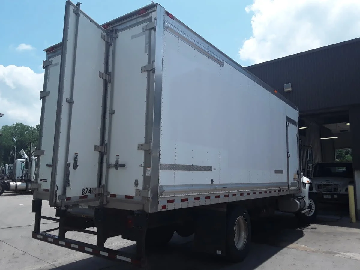2019 International 4300 in Kansas City, MO — photo 4
