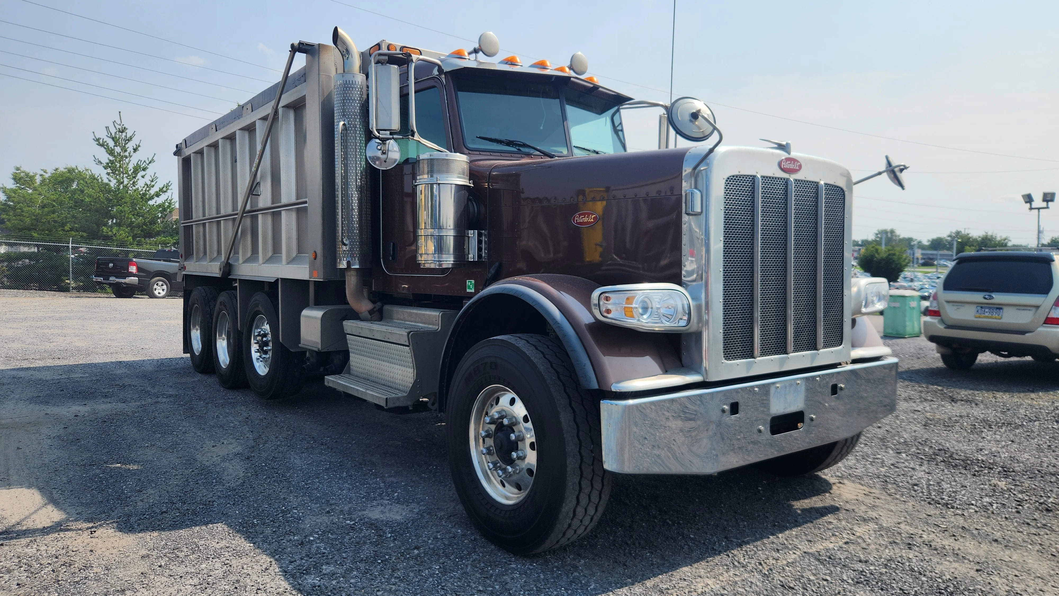 2023 Peterbilt in Lancaster, PA — photo 2