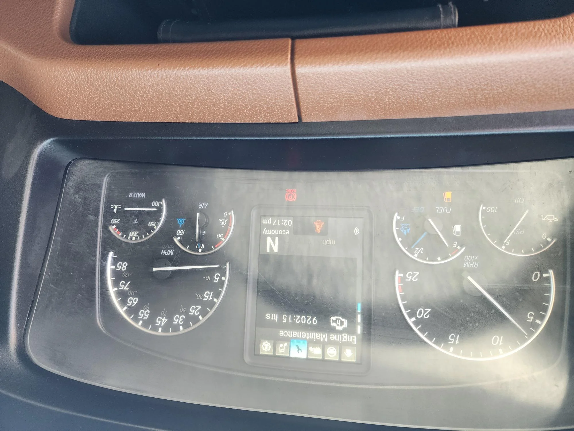 2021 Freightliner Cascadia in Fresno, CA — photo 13