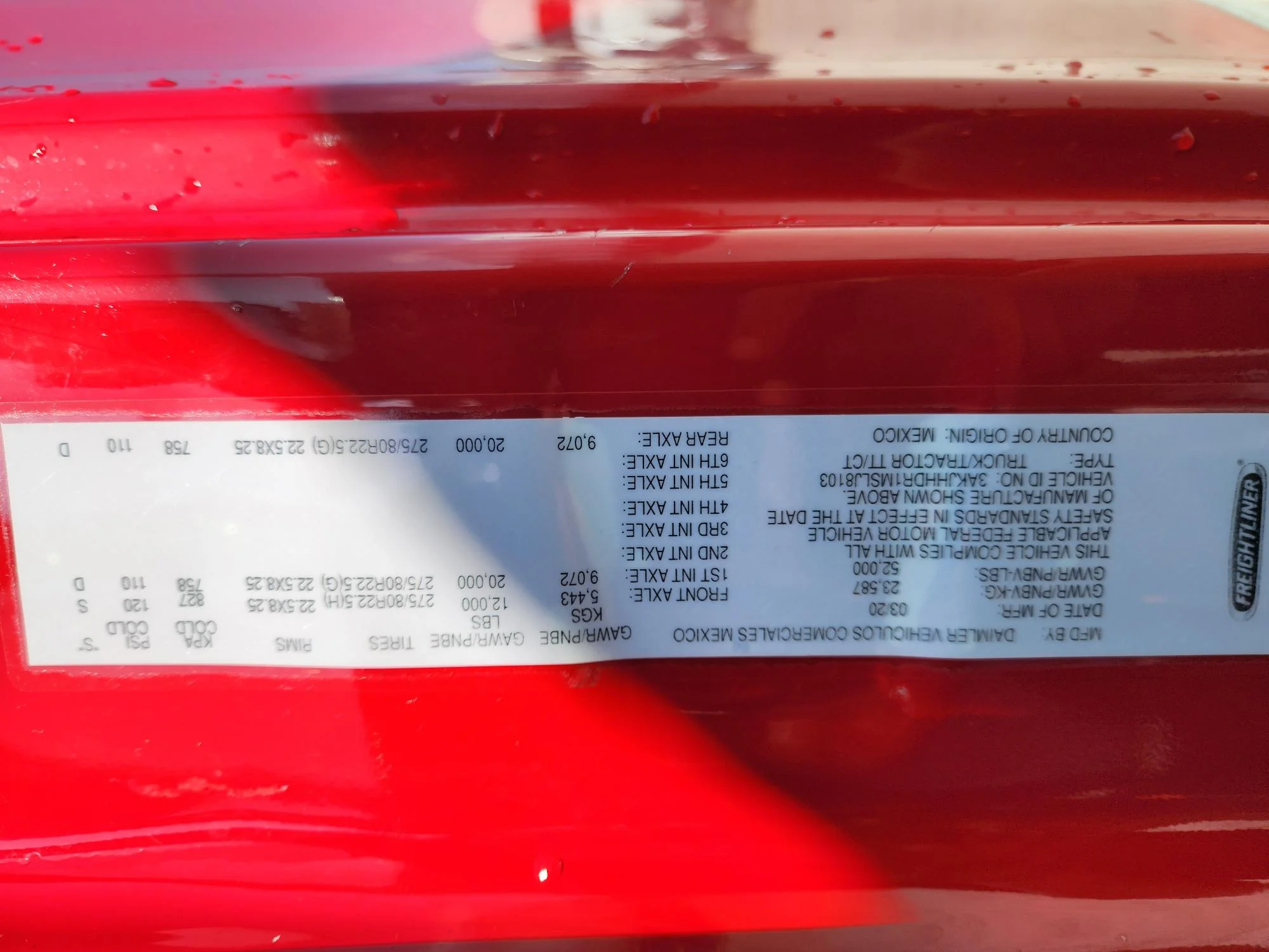 2021 Freightliner Cascadia in Fresno, CA — photo 11