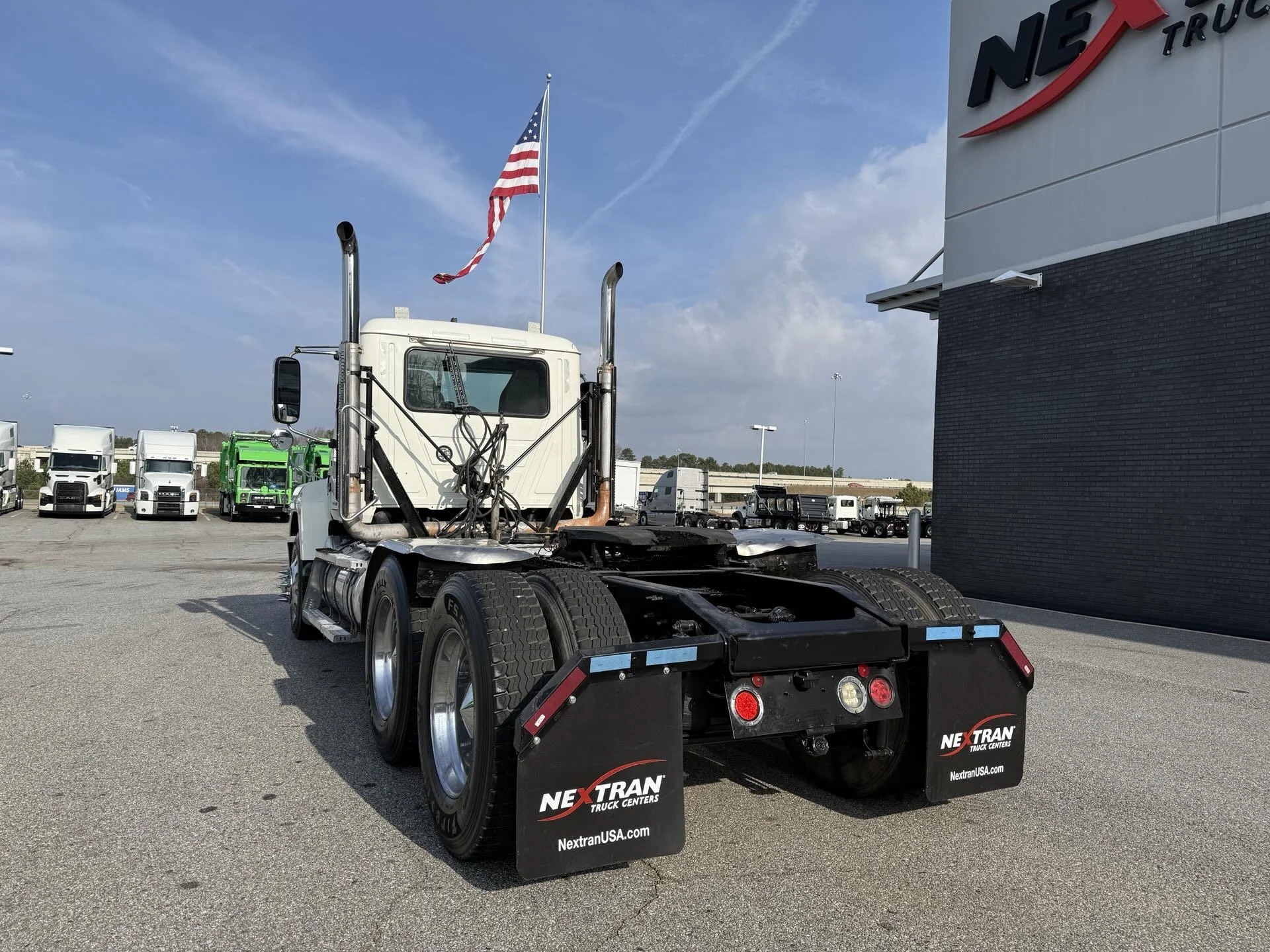 2021 Mack Pinnacle - image 5