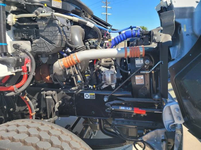 2026 Peterbilt 548 - image 11