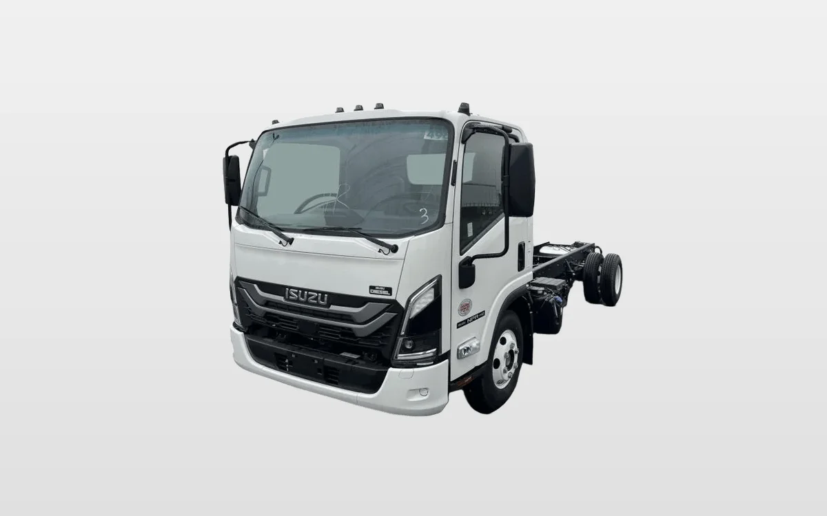 2025 Isuzu NPR - image 1