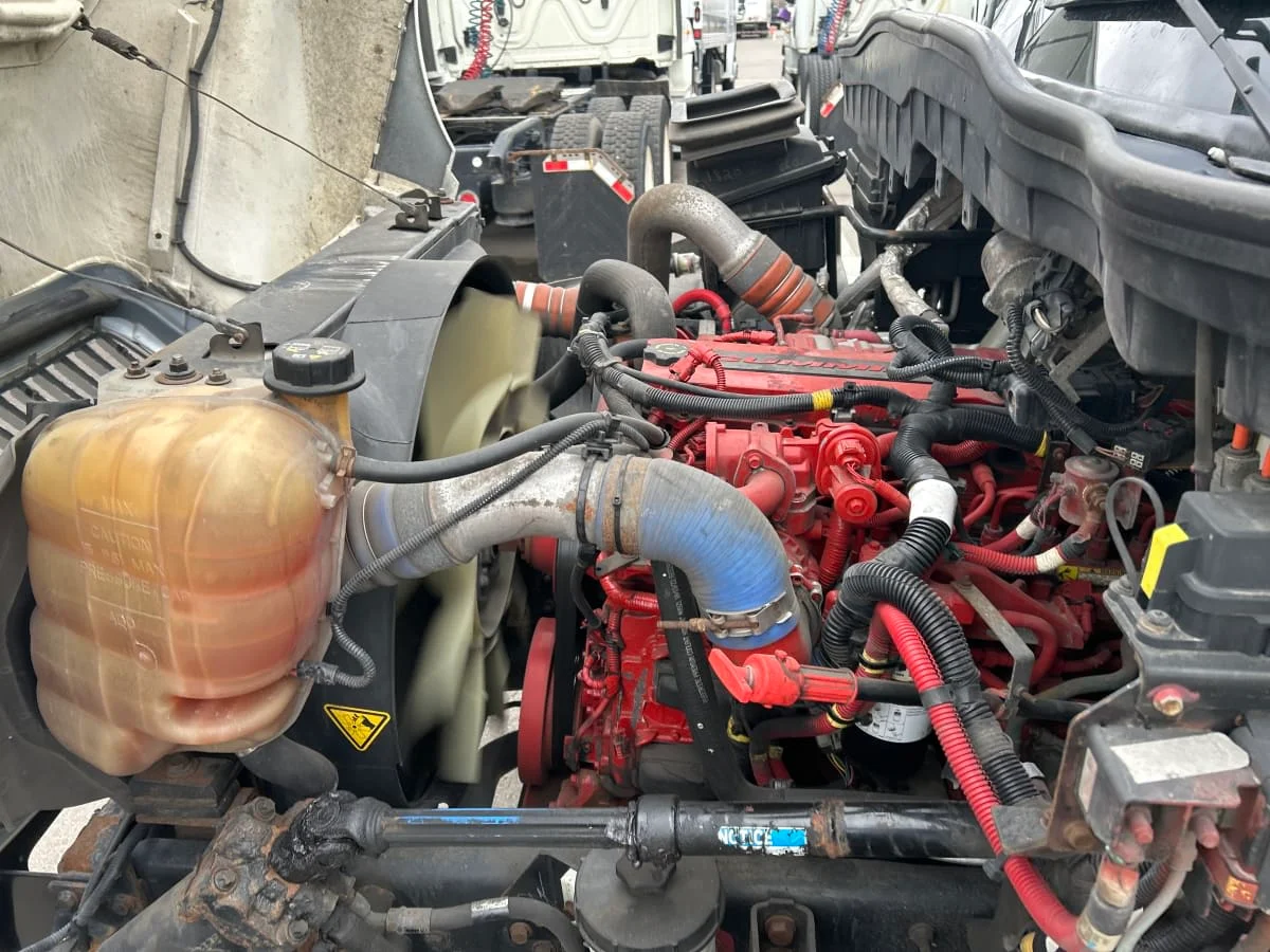 2019 International 4300 in Taylor, MI — photo 9