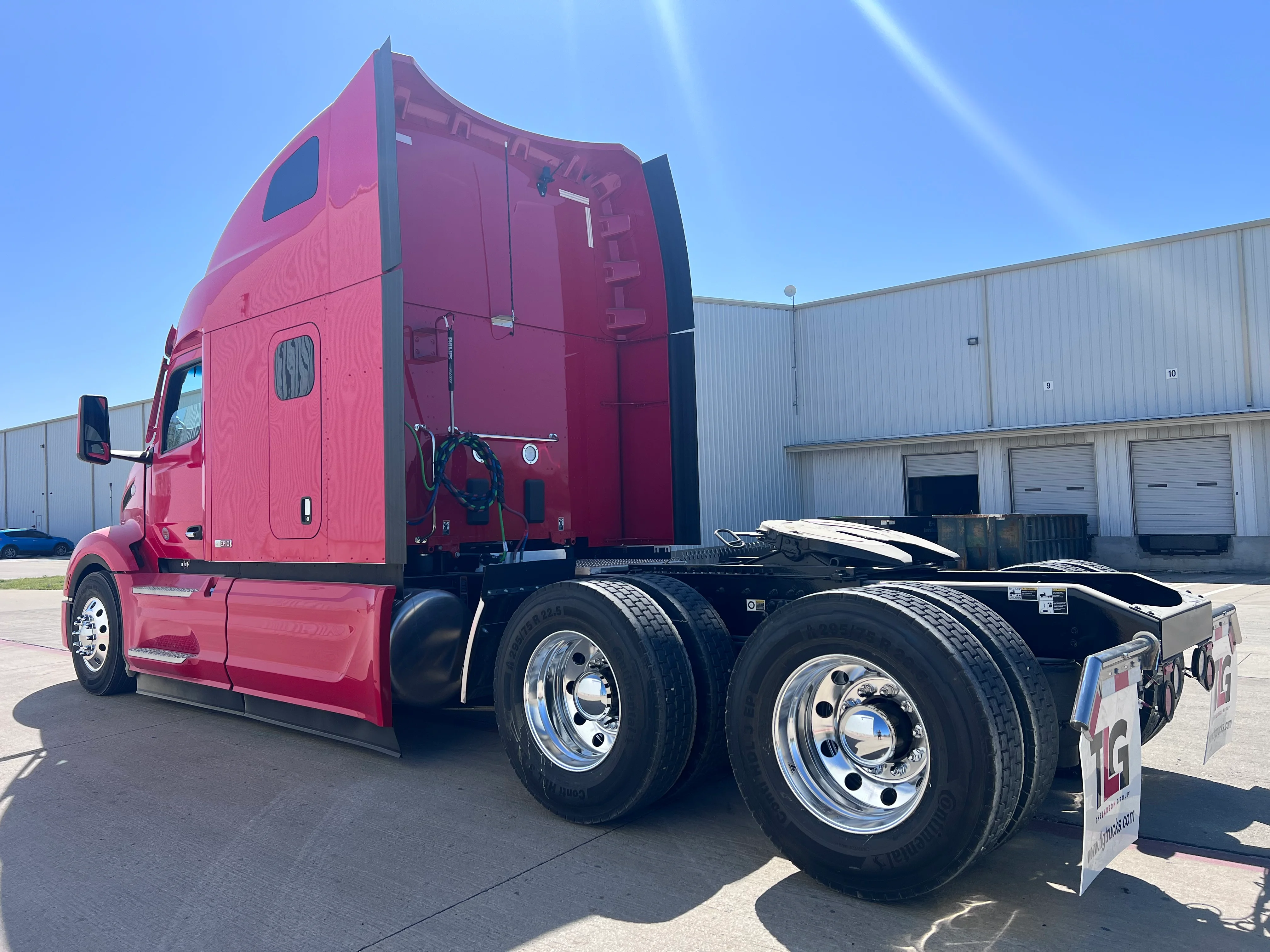 2027 Peterbilt 579 in Joplin, MO — photo 3