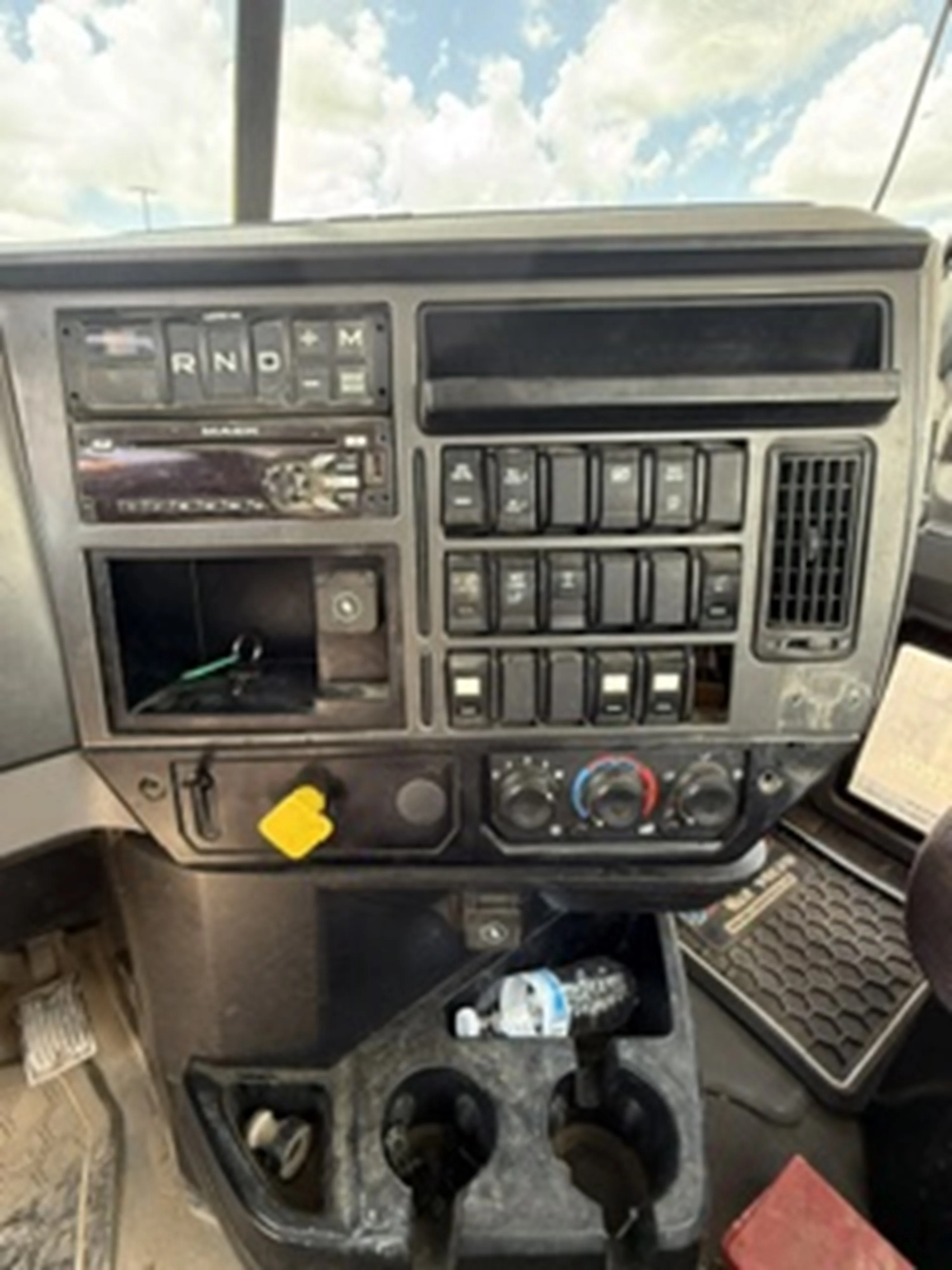2018 Mack Granite in Houston, TX — photo 12