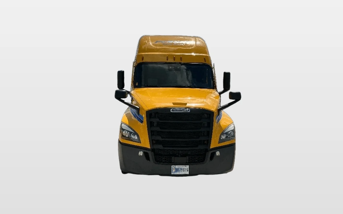 2022 Freightliner - image 1