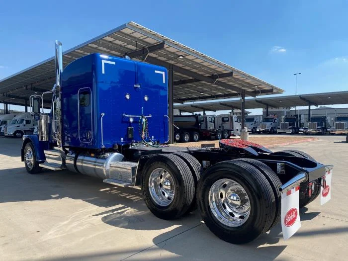 2026 Peterbilt 589 in San Antonio, TX — photo 5