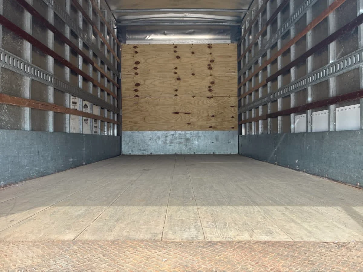 2018 International 4300 in Syracuse, NY — photo 8