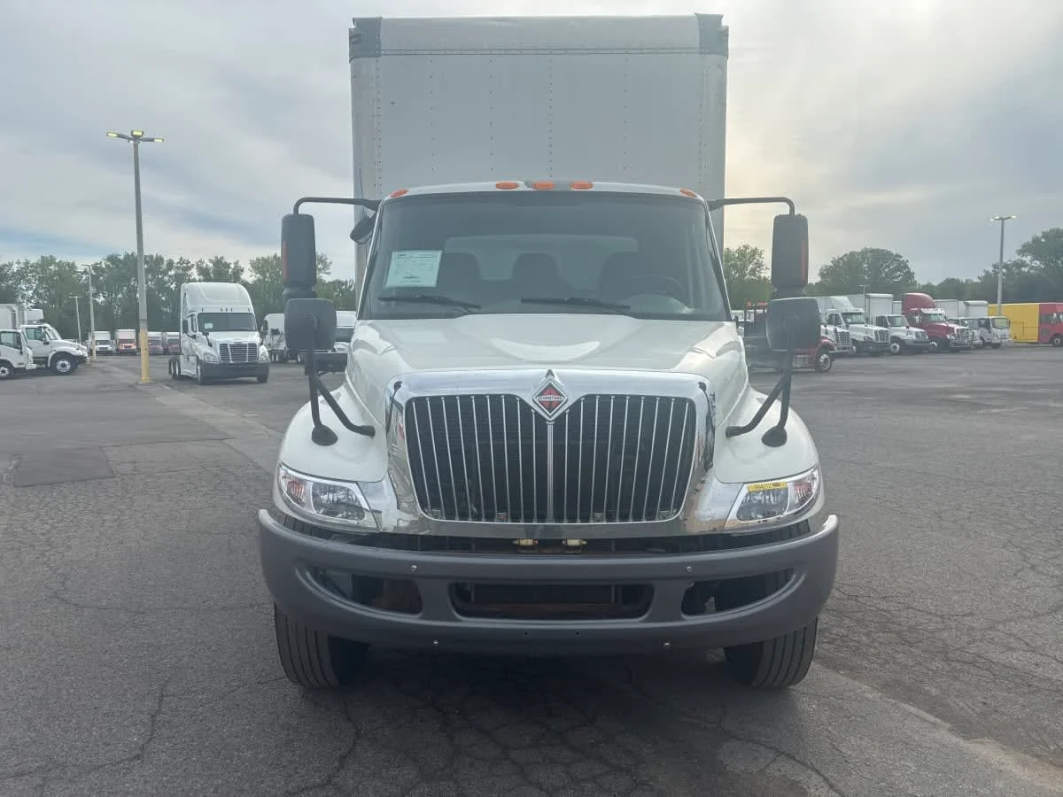 2018 International 4300 in Syracuse, NY — photo 2
