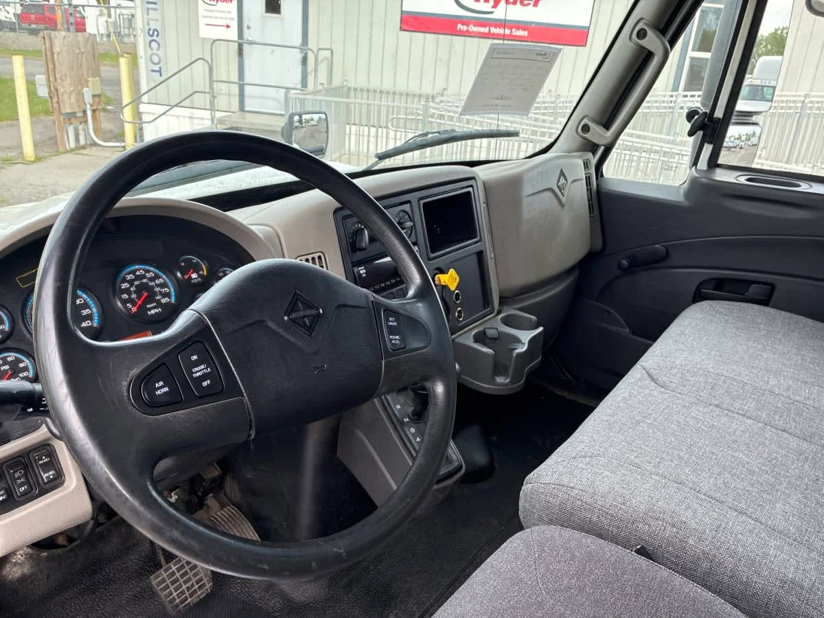 2018 International 4300 in Syracuse, NY — photo 7