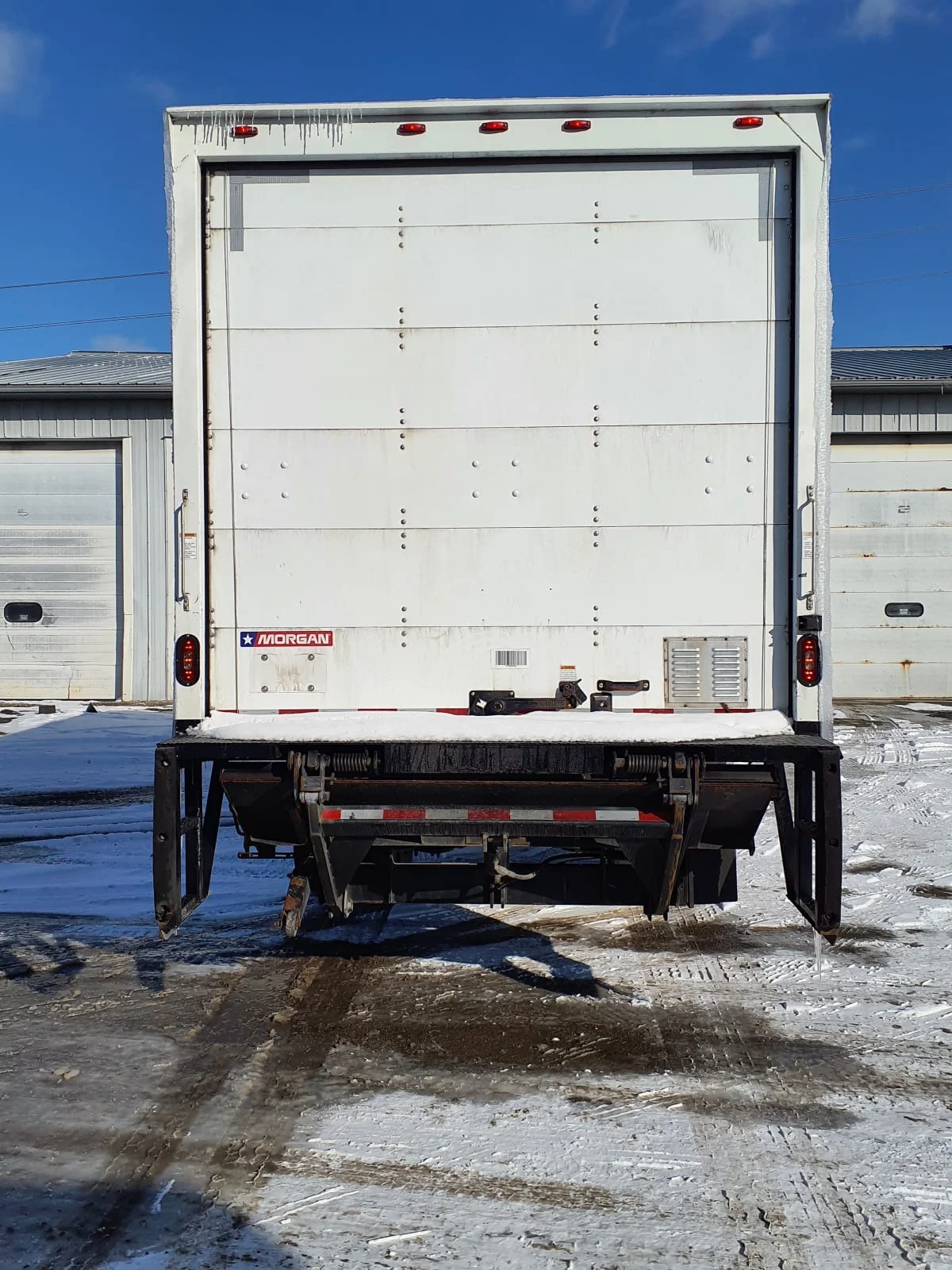 2017 International 4300 - image 5