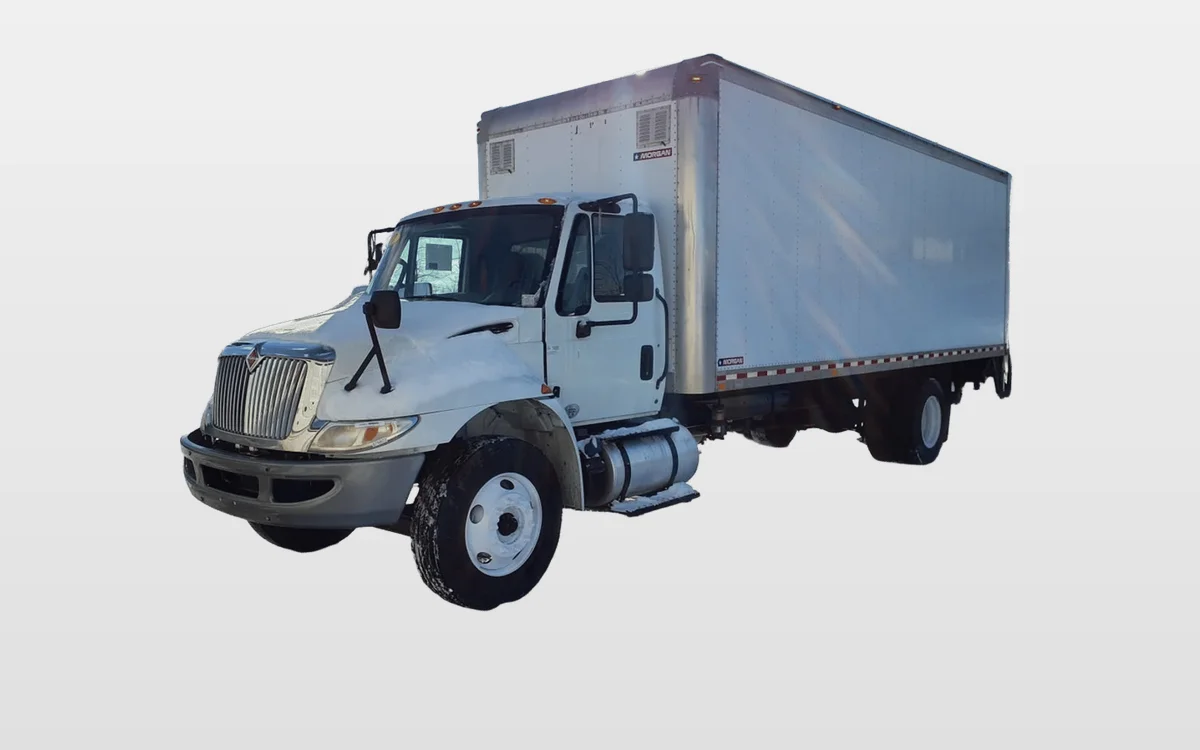 2017 International 4300 - image 1