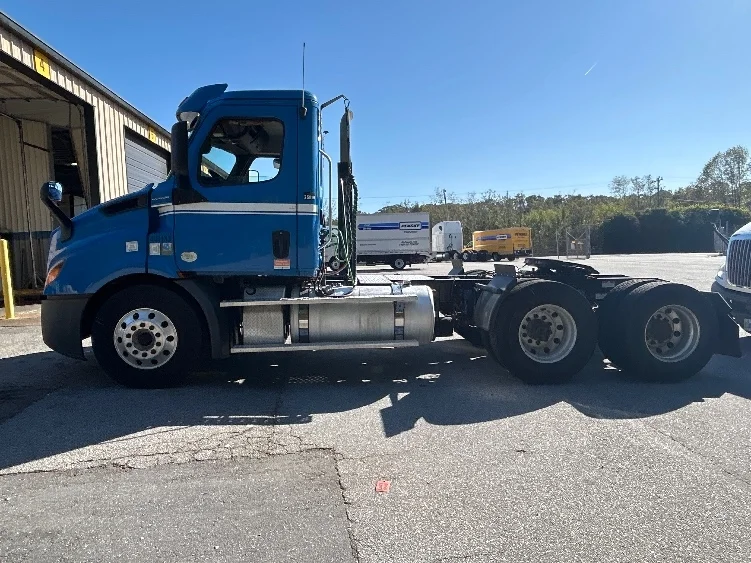 2019 Freightliner Cascadia in Anderson, SC — photo 4