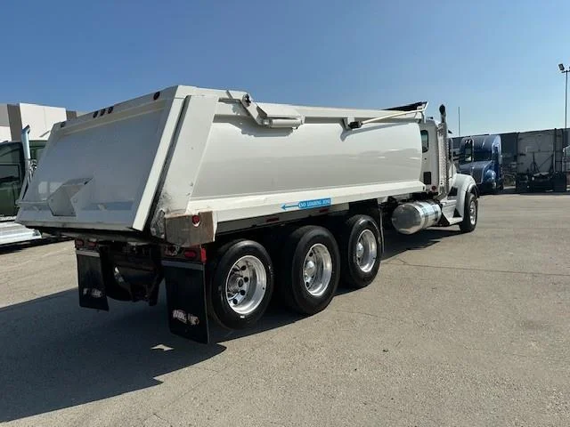 2023 Kenworth T880 - image 8
