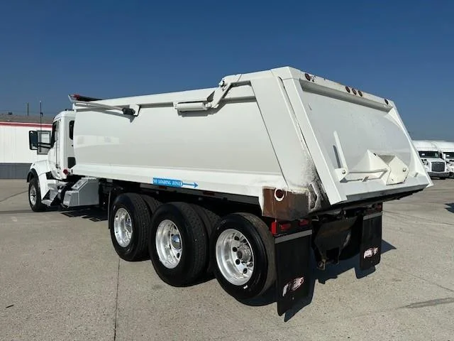 2023 Kenworth T880 - image 15