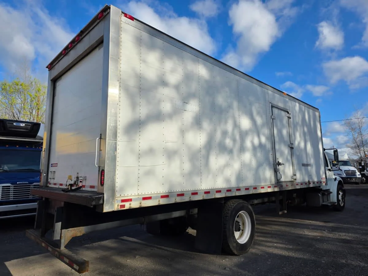 2020 Freightliner M2 106 in Bensalem, PA — photo 4
