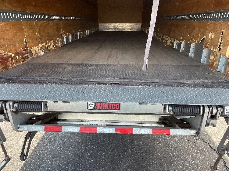 2022 Freightliner eM2 in Albuquerque, NM — photo 10