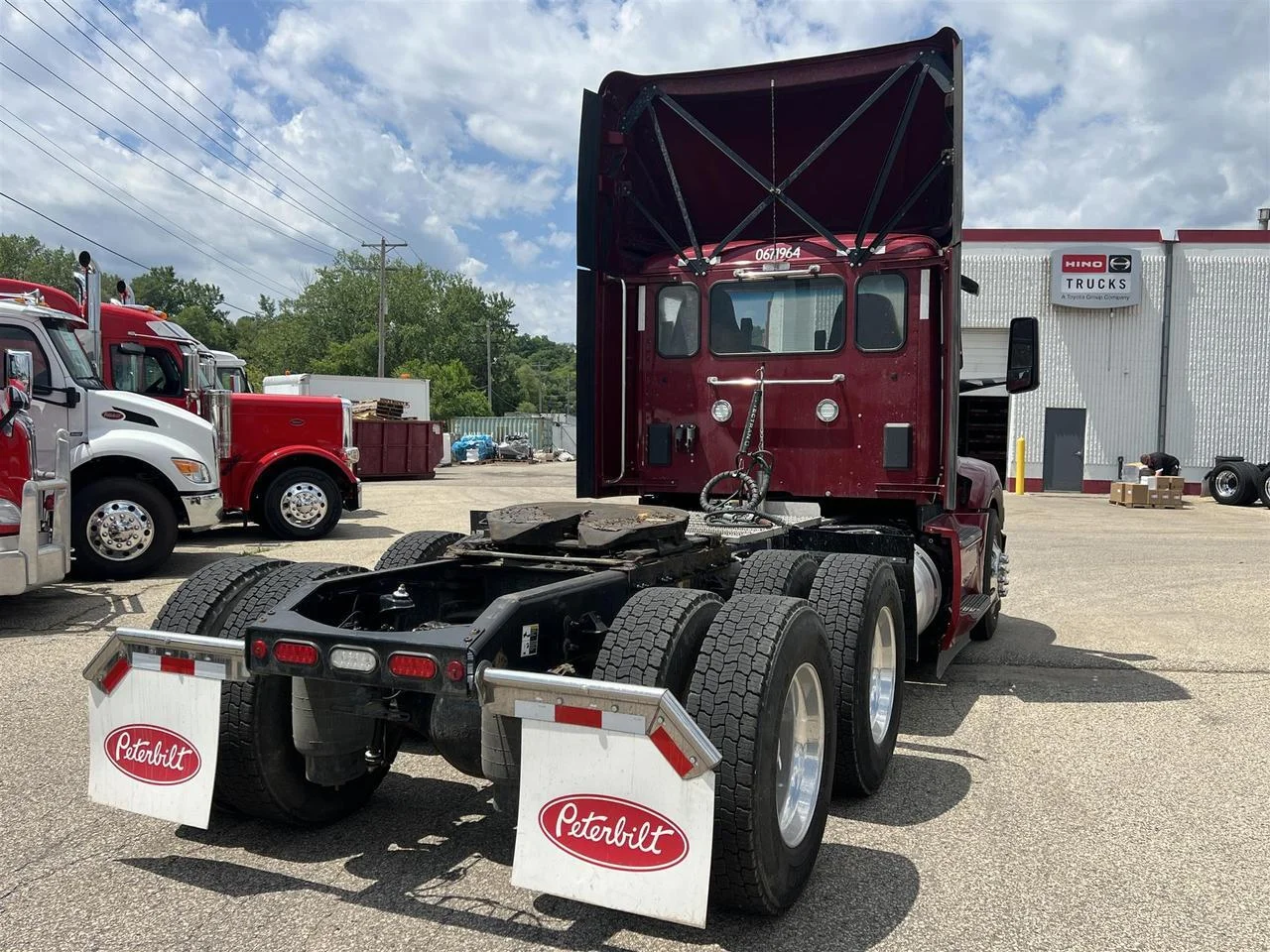 2022 Peterbilt 579 in Rochester, MN — photo 6