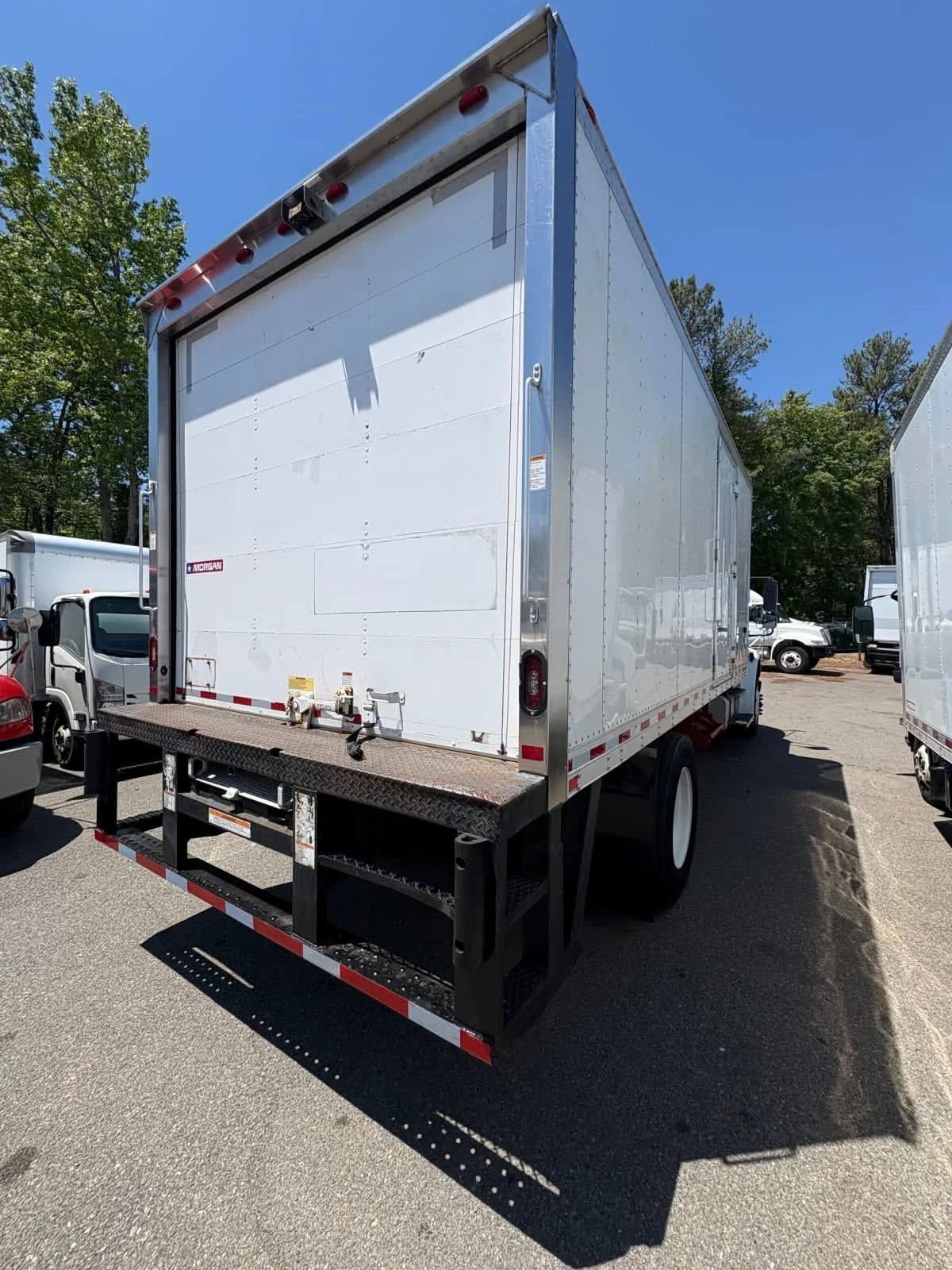 2018 Freightliner M2 106 in Ashland, VA — photo 4