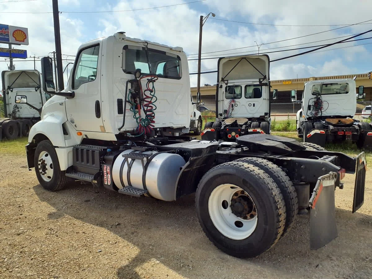 2020 International LT in Converse, TX — photo 6