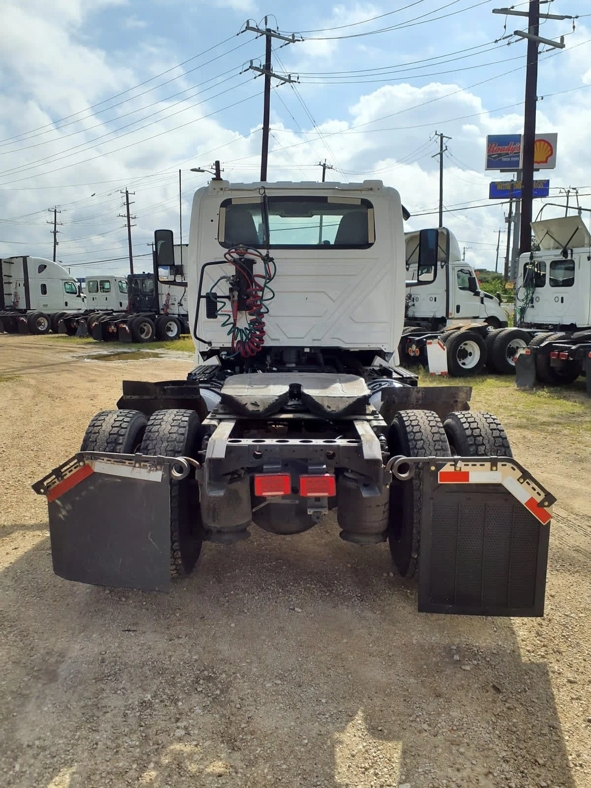 2020 International LT in Converse, TX — photo 5