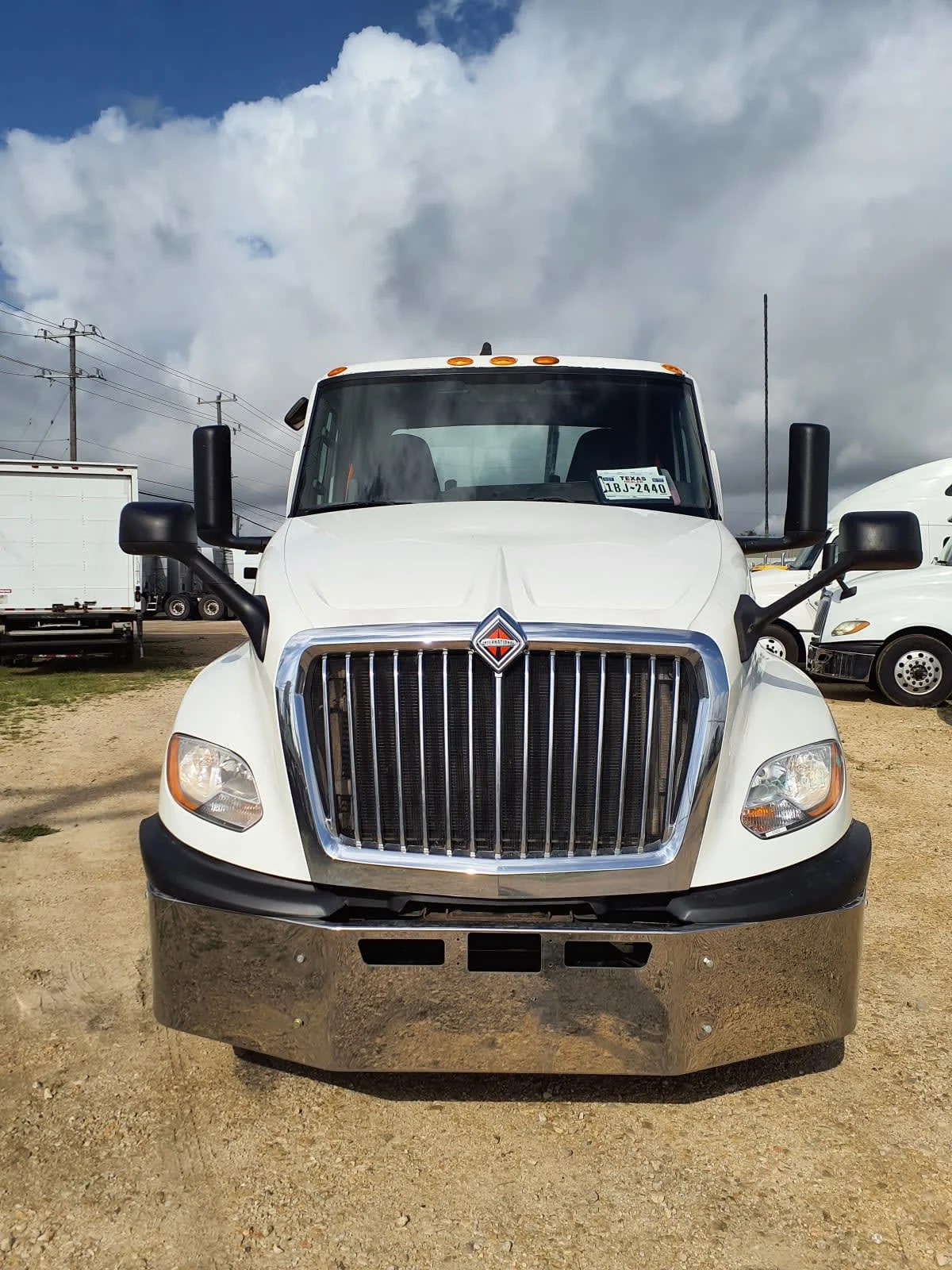 2020 International LT in Converse, TX — photo 2