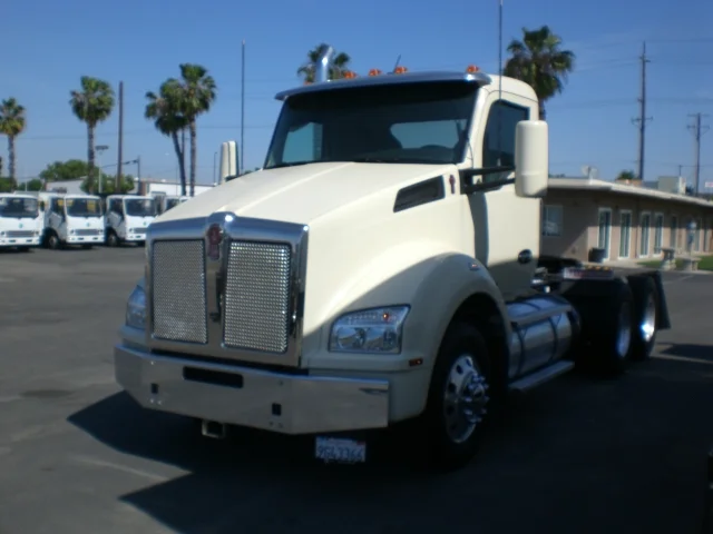 2022 Kenworth T880